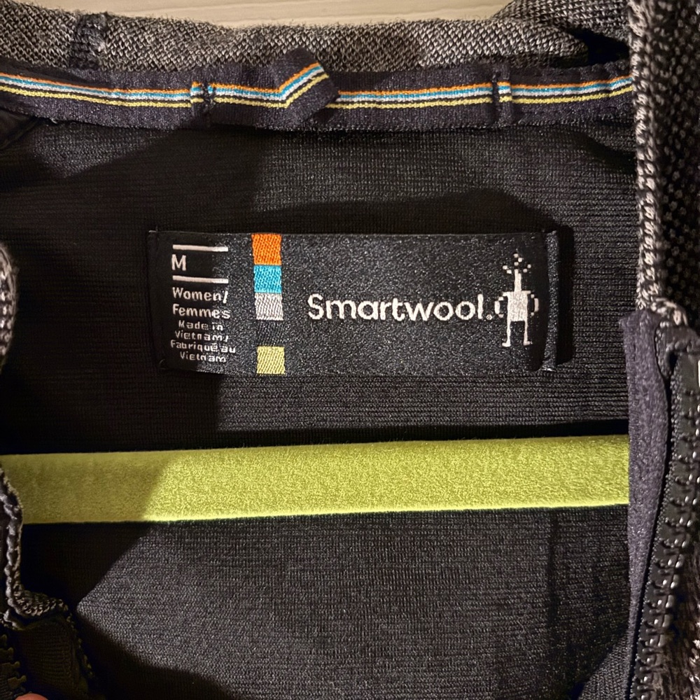 Smart wool jacket - Picture 3 of 3